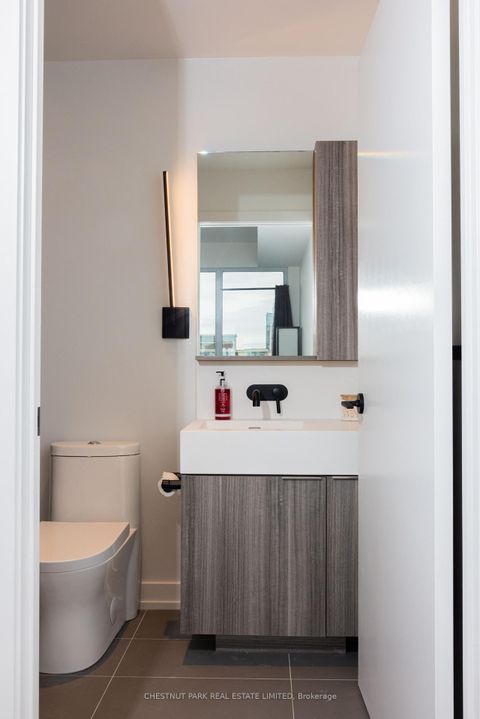 Photo 10 at 1807 - 117 Broadway Avenue, Mount Pleasant West, Toronto