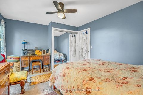 Photo 20 at 14 Morland Road, Bloor West Village, Toronto