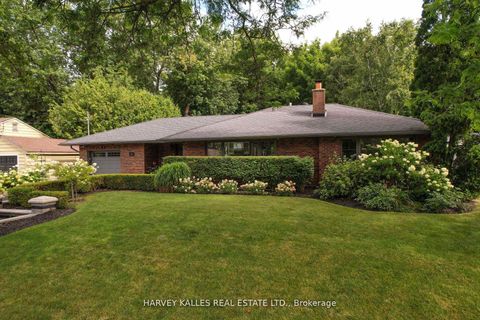 Photo 2 at 226 Napier Street, Codrington, Barrie