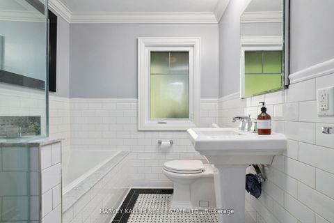 Photo 22 at 226 Napier Street, Codrington, Barrie Photo 22 at 226 Napier Street, Codrington, Barrie