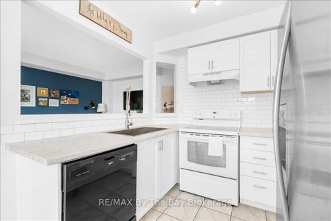 Photo 11 at 92 Brucker Road, Holly, Barrie