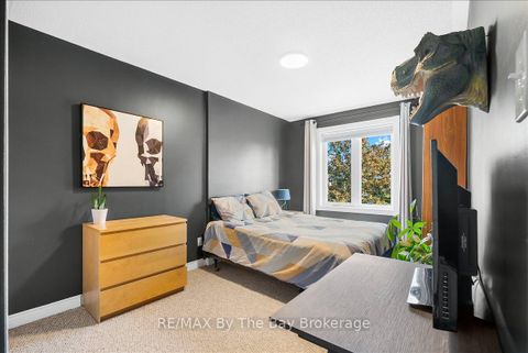 Photo 18 at 92 Brucker Road, Holly, Barrie