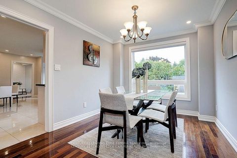 Photo 13 at 108 Collingsbrook Boulevard, L'Amoreaux, Toronto