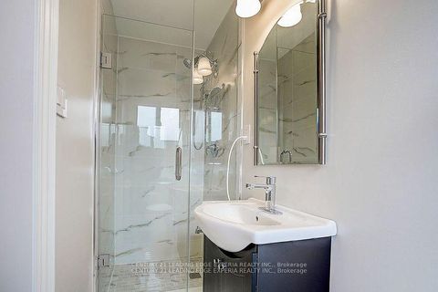 Photo 36 at 108 Collingsbrook Boulevard, L'Amoreaux, Toronto