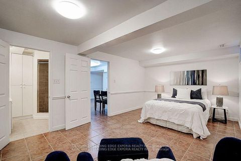Photo 40 at 108 Collingsbrook Boulevard, L'Amoreaux, Toronto