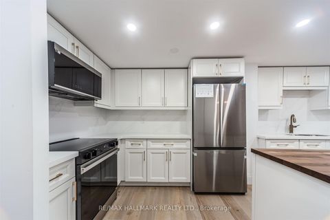 Photo 10 at 406 - 299 Mill Road, Markland Wood, Toronto
