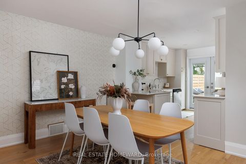 Photo 11 at 403 Scarborough Road, Danforth, Toronto