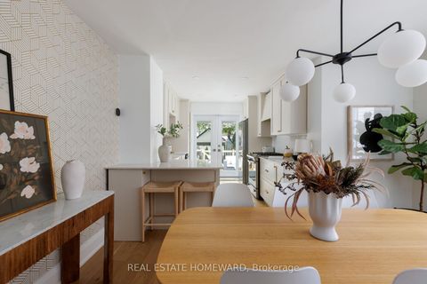 Photo 12 at 403 Scarborough Road, Danforth, Toronto