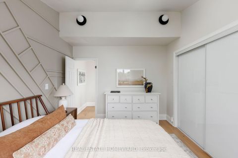 Photo 24 at 403 Scarborough Road, Danforth, Toronto