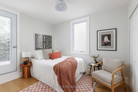 Photo 27 at 403 Scarborough Road, Danforth, Toronto