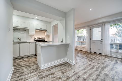 Photo 11 at 72 Elsa Vine Way, Bayview Village, Toronto