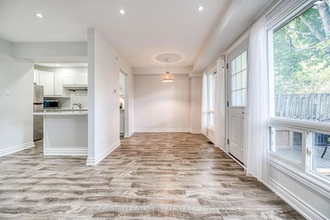 Photo 12 at 72 Elsa Vine Way, Bayview Village, Toronto