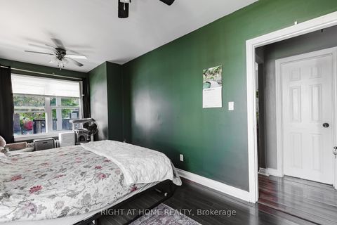 Photo 11 at 26 Sixteenth Street, New Toronto, Toronto