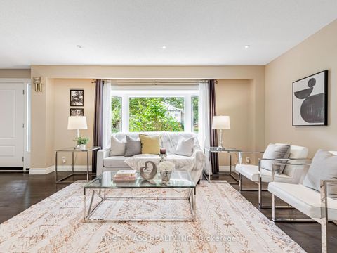 Photo 3 at 97 Bridlewood Boulevard, Sullivan, Toronto