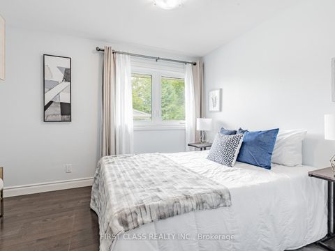Photo 21 at 97 Bridlewood Boulevard, Sullivan, Toronto