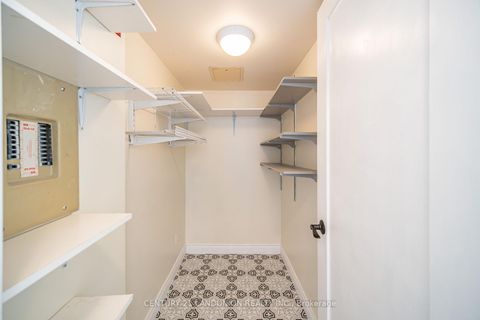 Photo 15 at 619 - 326 Major Mackenzie Drive E, Crosby, Richmond Hill