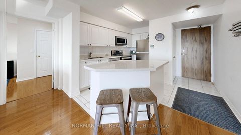 Photo 10 at 706 - 23 Oneida Crescent, Langstaff, Richmond Hill