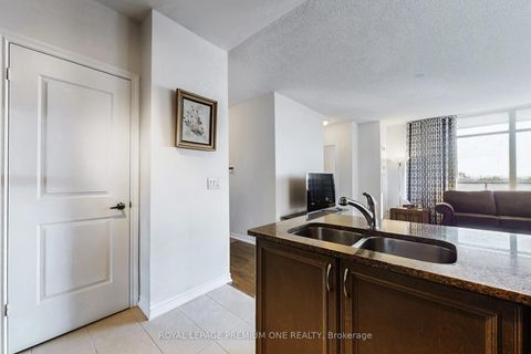 Photo 16 at 606 - 9235 Jane Street, Maple, Vaughan