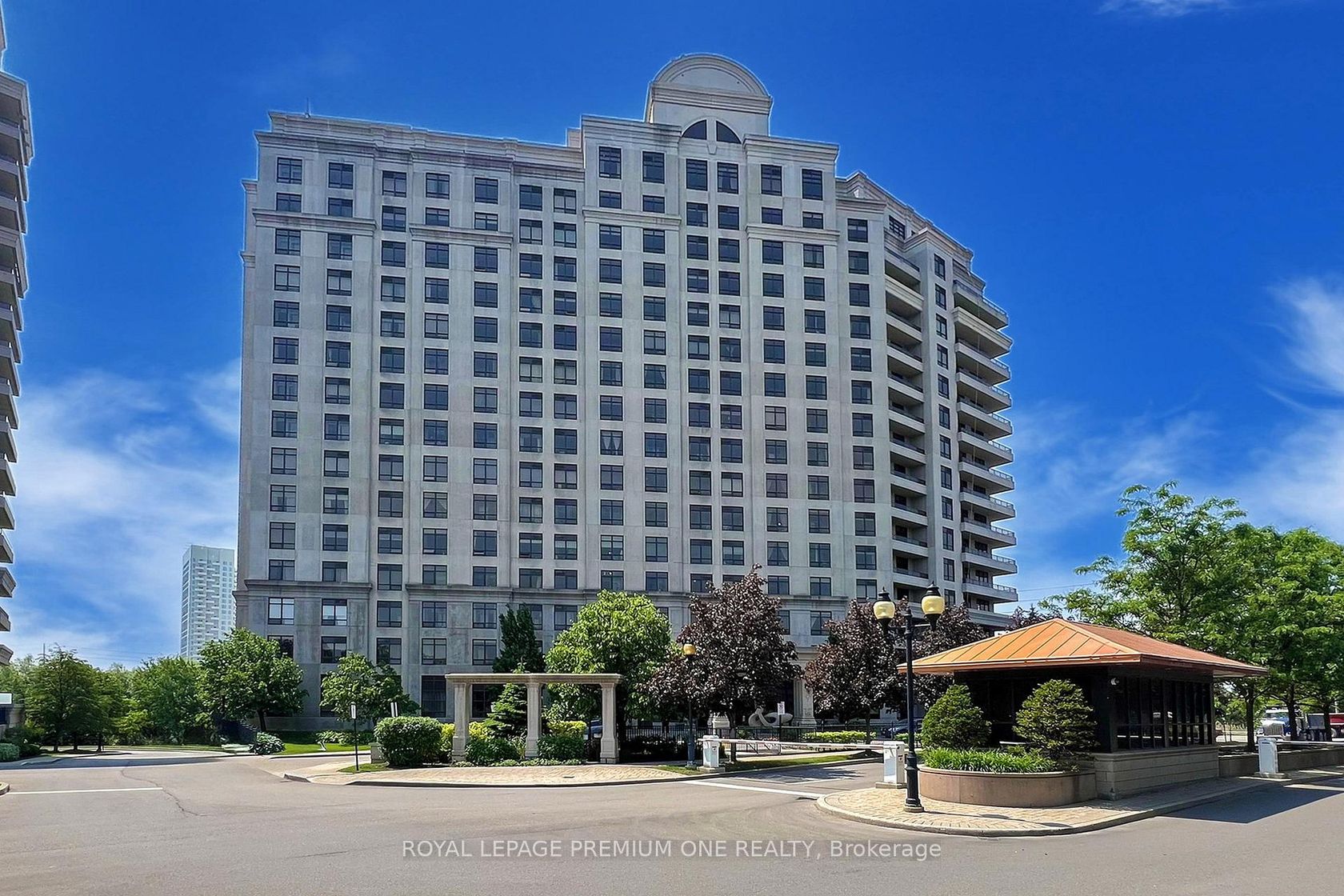 606 - 9235 Jane Street, Maple, Vaughan 