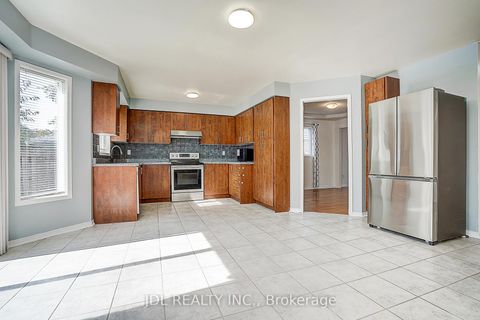 Photo 13 at 1187 Leslie Drive, Alcona, Innisfil