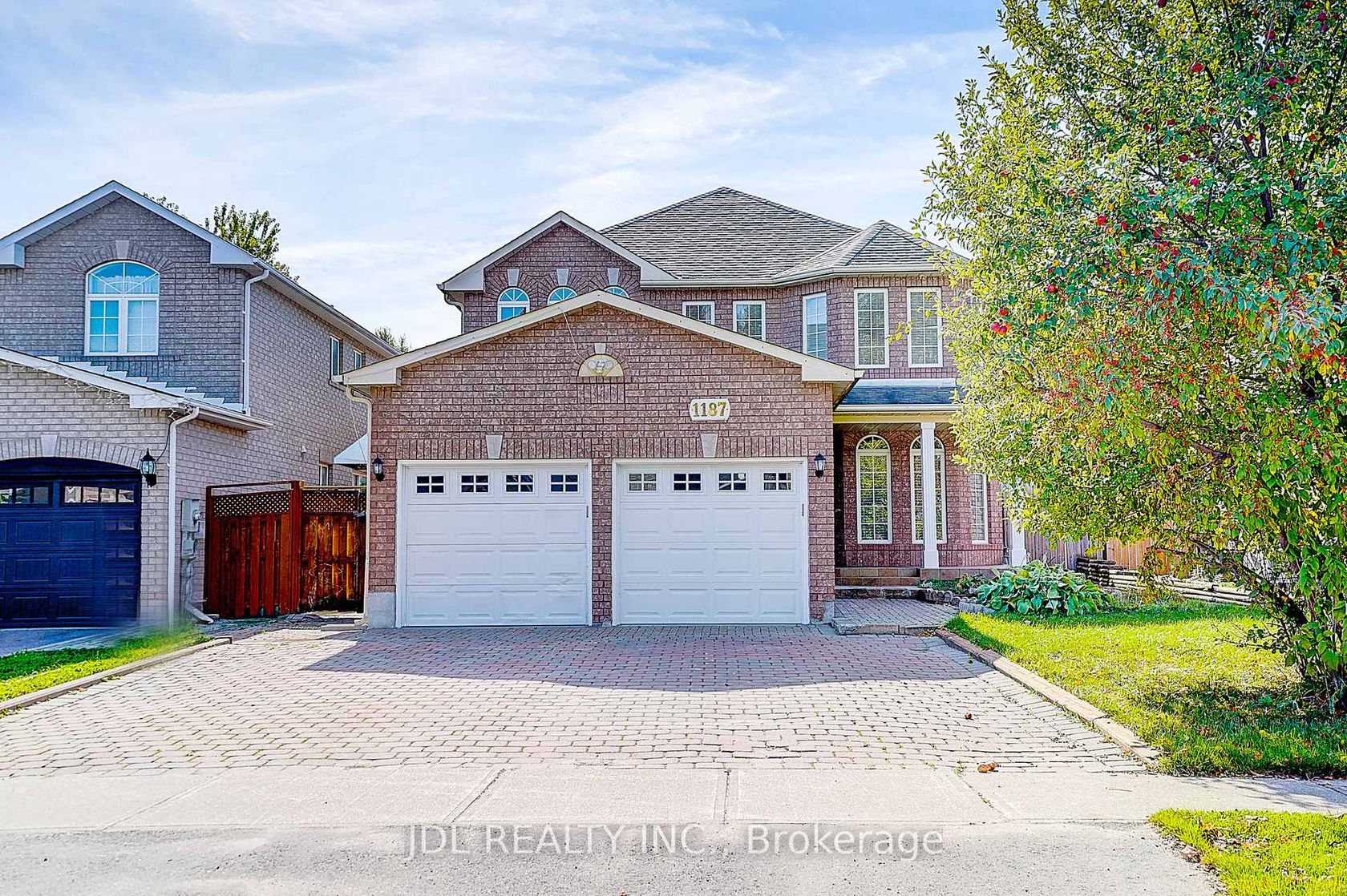 1187 Leslie Drive, Alcona, Innisfil photo number 2