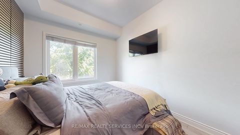 Photo 15 at 218 - 17 Coneflower Crescent, Branson, Toronto