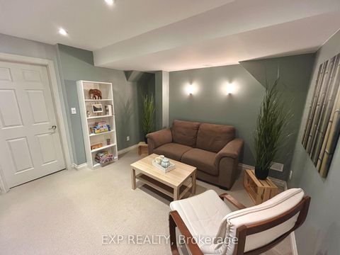 Photo 29 at 17 Montoro Lane, West Hill, Toronto