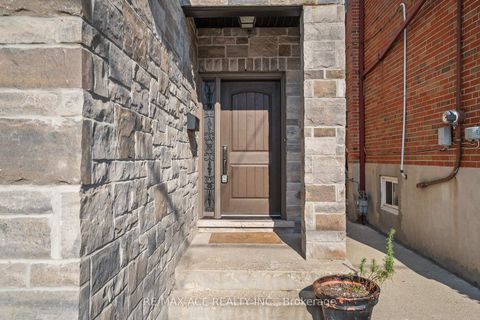 Photo 2 at 71 August Avenue, Oakridge, Toronto