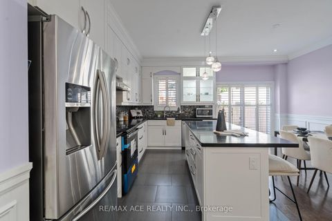 Photo 11 at 71 August Avenue, Oakridge, Toronto