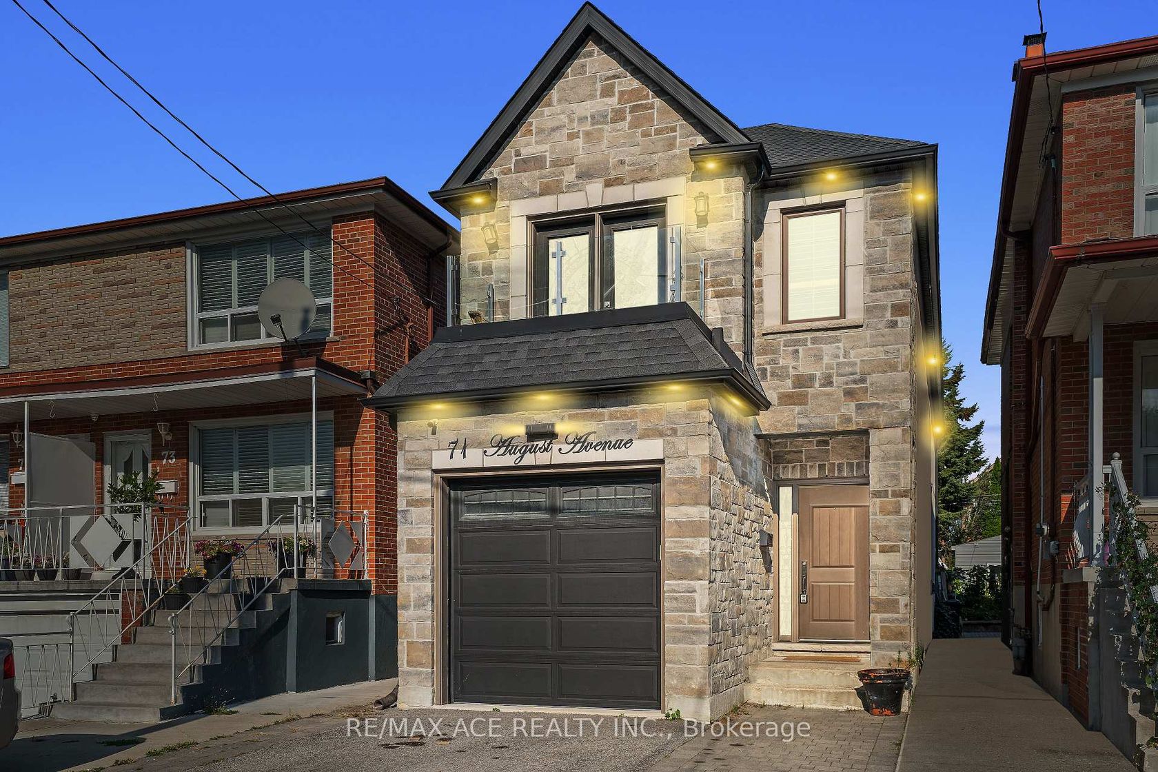 71 August Avenue, Oakridge, Toronto 