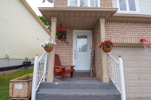 Photo 4 at 250 Ferndale Drive S, Ardagh, Barrie Photo 4 at 250 Ferndale Drive S, Ardagh, Barrie