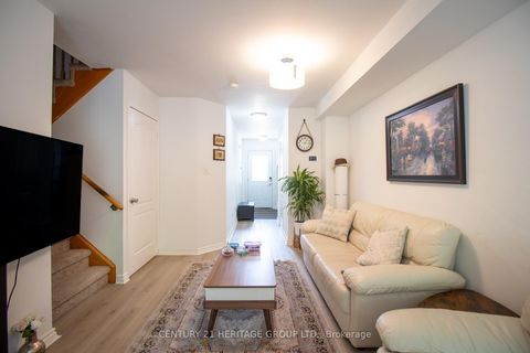 Photo 8 at 250 Ferndale Drive S, Ardagh, Barrie Photo 8 at 250 Ferndale Drive S, Ardagh, Barrie