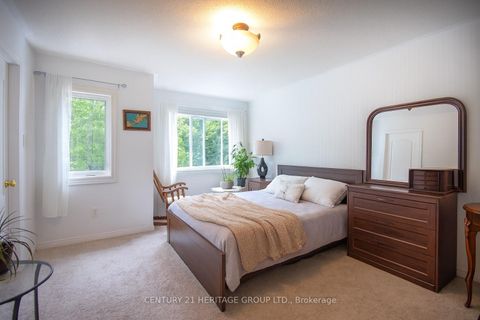 Photo 12 at 250 Ferndale Drive S, Ardagh, Barrie