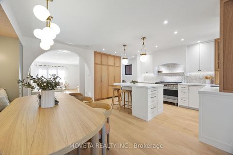 Photo 1 at 4 Mahoney Avenue, Mount Dennis, Toronto