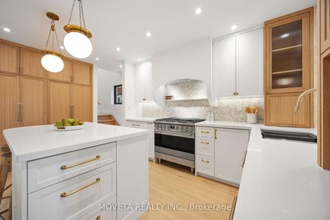 Photo 7 at 4 Mahoney Avenue, Mount Dennis, Toronto