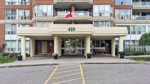 Photo 4 at 1111 - 410 Mclevin Avenue, Malvern, Toronto