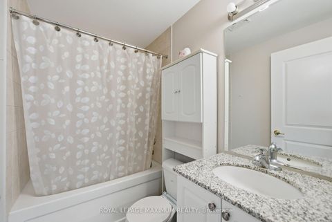 Photo 17 at 714 - 9225 Jane Street, Maple, Vaughan