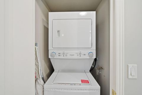 Photo 25 at 714 - 9225 Jane Street, Maple, Vaughan