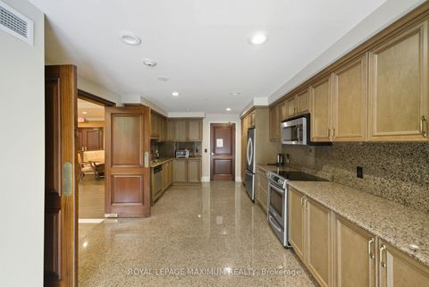 Photo 29 at 714 - 9225 Jane Street, Maple, Vaughan