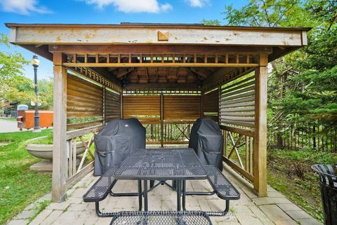 Photo 33 at 714 - 9225 Jane Street, Maple, Vaughan