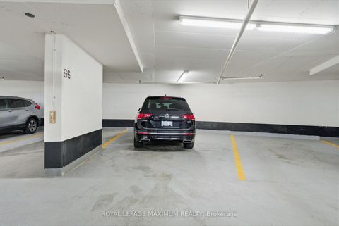 Photo 39 at 714 - 9225 Jane Street, Maple, Vaughan