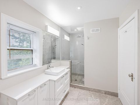 Photo 22 at 252 Ellis Avenue, Swansea, Toronto