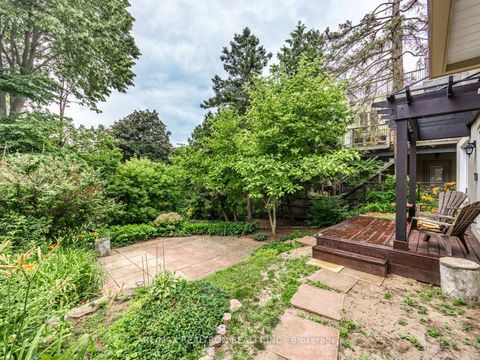 Photo 24 at 252 Ellis Avenue, Swansea, Toronto