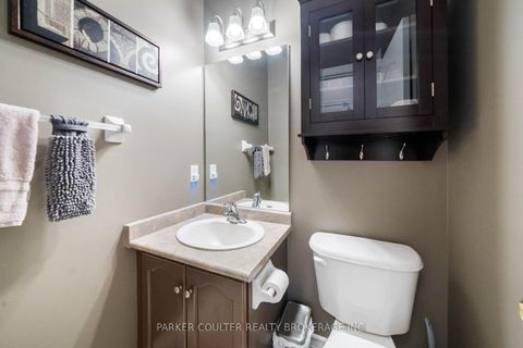 Photo 16 at 19 Mccarthy Court, Letitia Heights, Barrie Photo 16 at 19 Mccarthy Court, Letitia Heights, Barrie