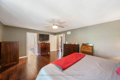 Photo 19 at 19 Mccarthy Court, Letitia Heights, Barrie