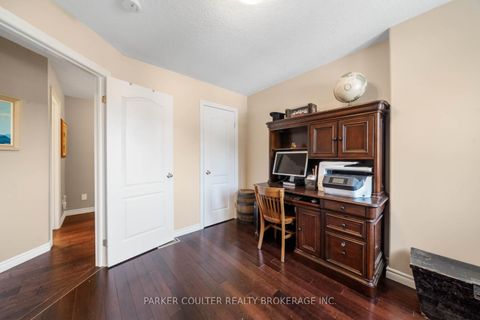 Photo 27 at 19 Mccarthy Court, Letitia Heights, Barrie Photo 27 at 19 Mccarthy Court, Letitia Heights, Barrie