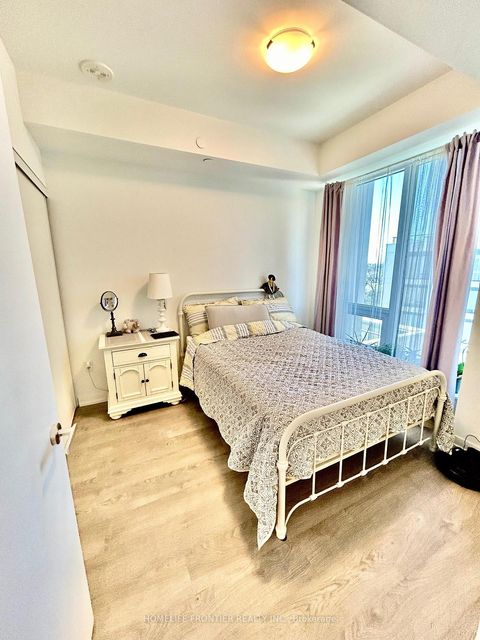 Photo 7 at 623E - 8868 Yonge Street, South Richvale, Richmond Hill