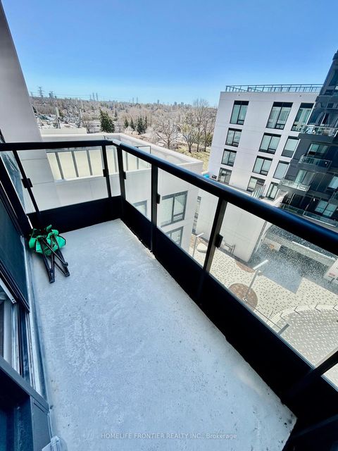 Photo 8 at 623E - 8868 Yonge Street, South Richvale, Richmond Hill