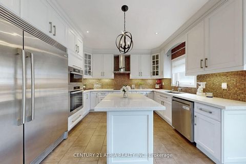 Photo 8 at 24 Gannett Drive, Jefferson, Richmond Hill