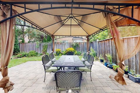 Photo 24 at 24 Gannett Drive, Jefferson, Richmond Hill